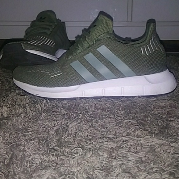adidas - Picture 1 of 4